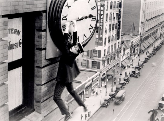 foto-1_harold-lloyd_safety-last_1923